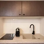 Апартаменты Montparnasse Deluxe For 3 Париж