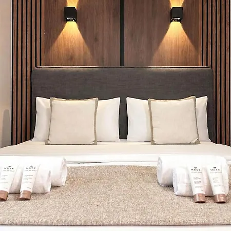 Montparnasse Deluxe For 3 *